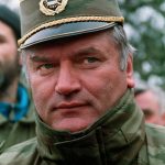 Vdes në Hagë Ratko Mladić, i dënuar për gjenocid
